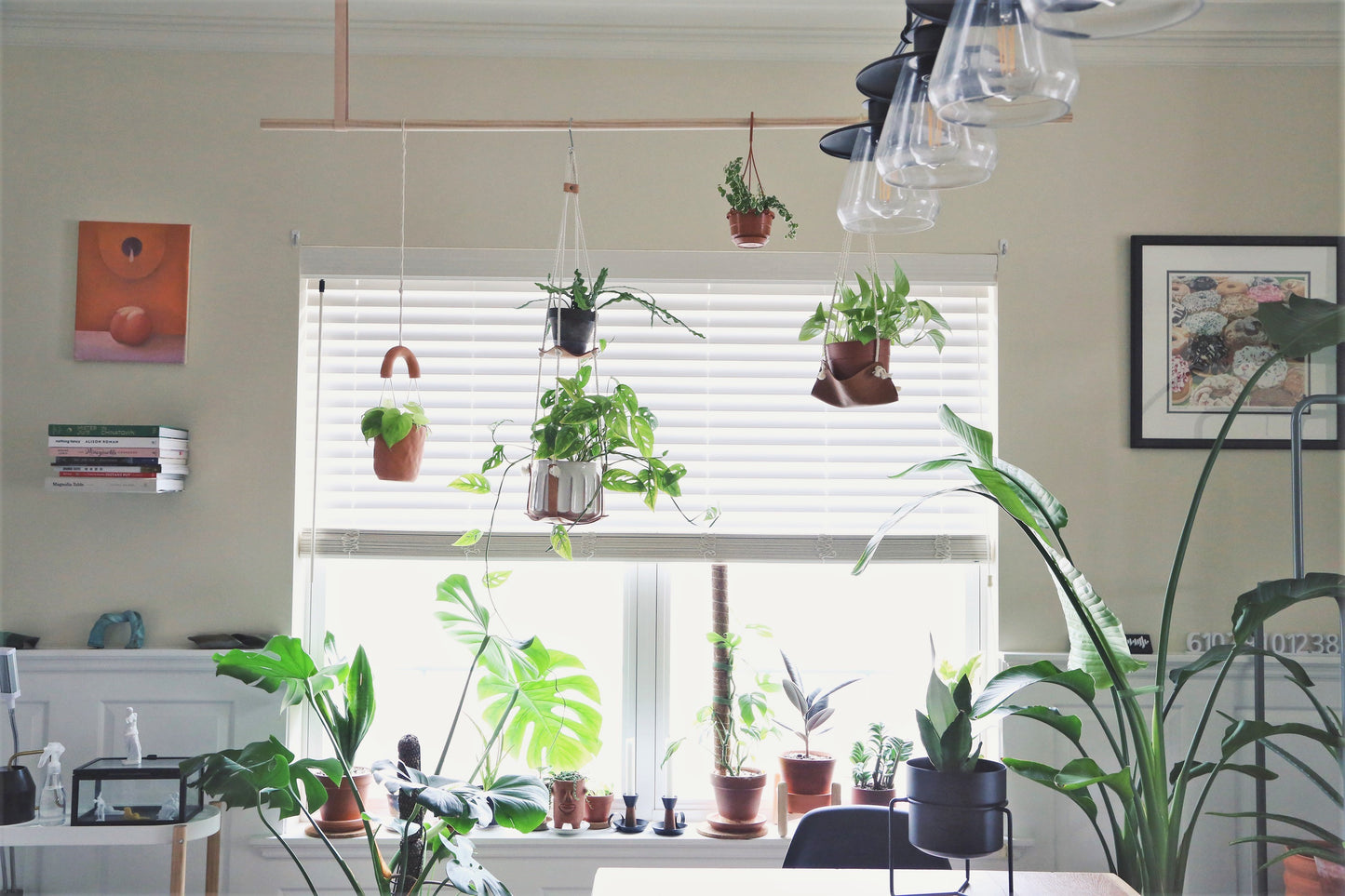 Suspended Storage System