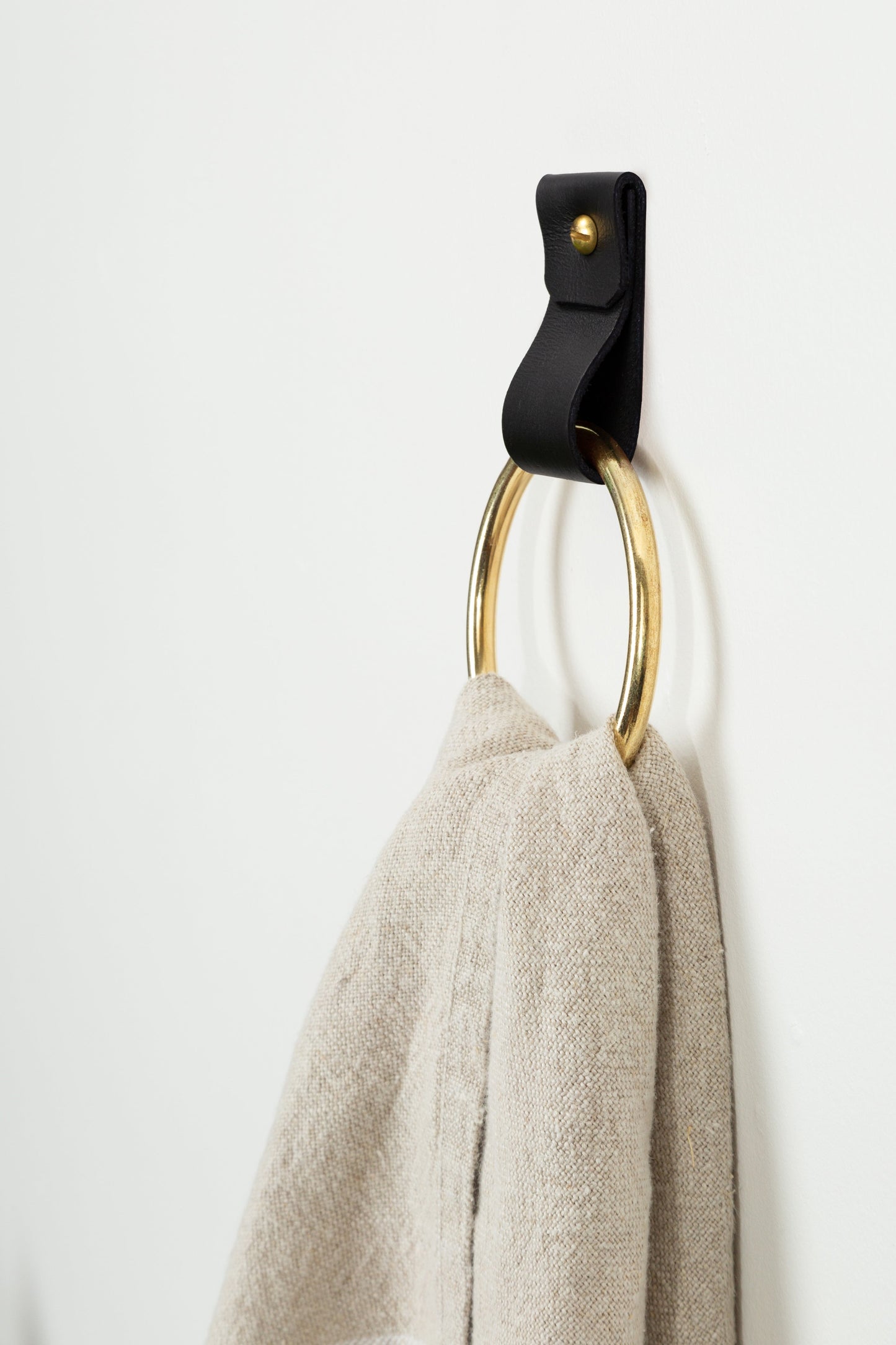 Small Leather Wall Strap