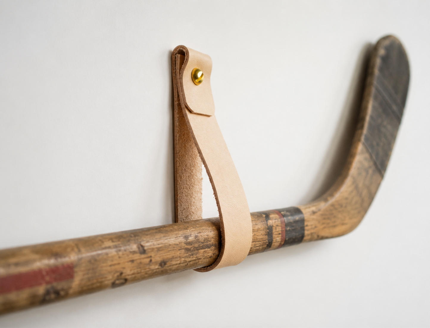 Medium Leather Wall Strap