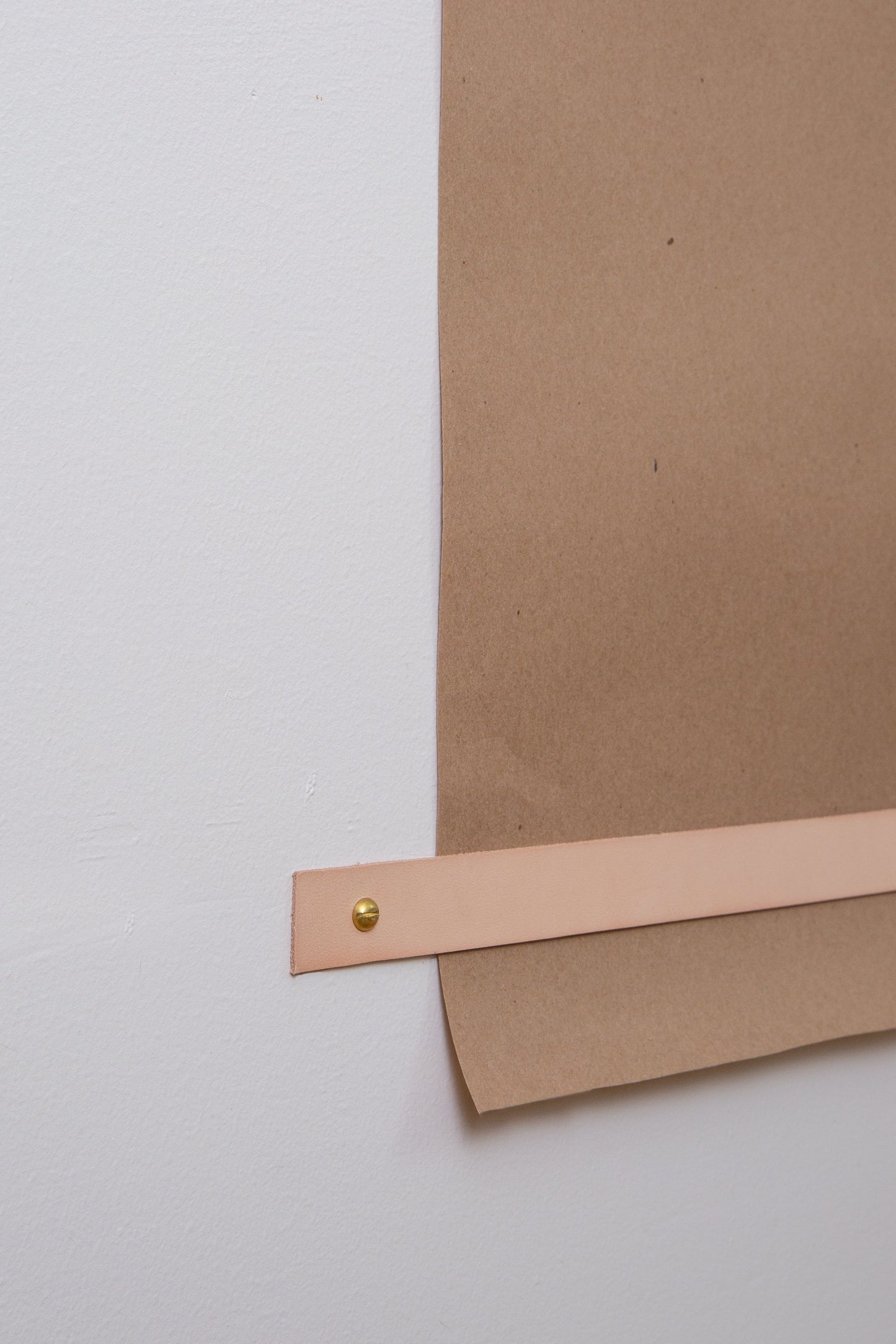 Kraft Paper Holder