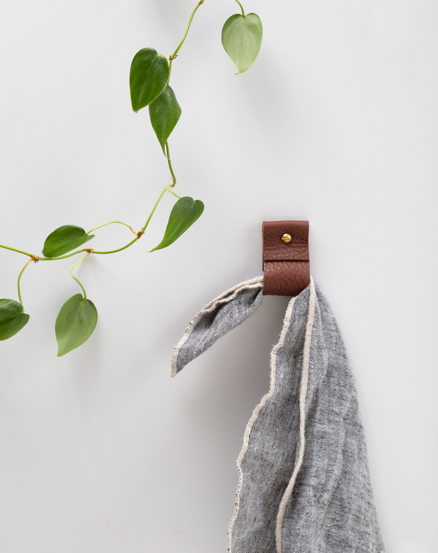 Small Leather Wall Strap [Wide]
