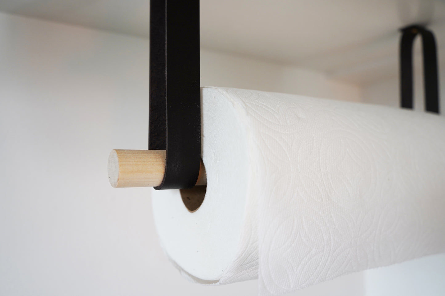 Sellars® Standing Paper Towel Holder